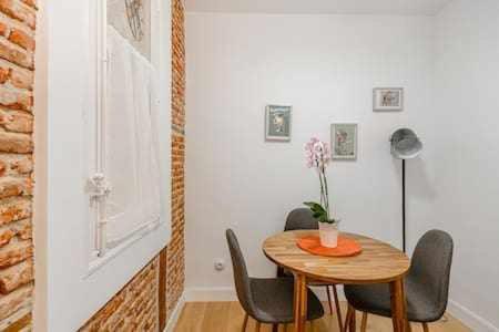 Apartamento La Latina Palacio Madrid Bagian luar foto