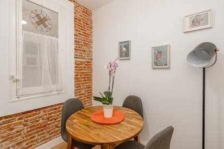 Apartamento La Latina Palacio Madrid Bagian luar foto